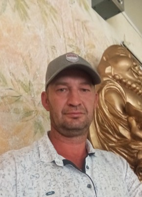 Сергей из Новосибирска 46 лет