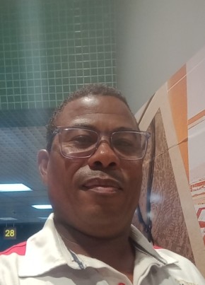 Jorge Santos из Catu 46 лет