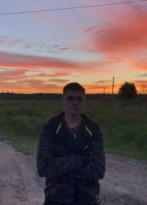 Evgeniy, 26, Russia, Yakhroma