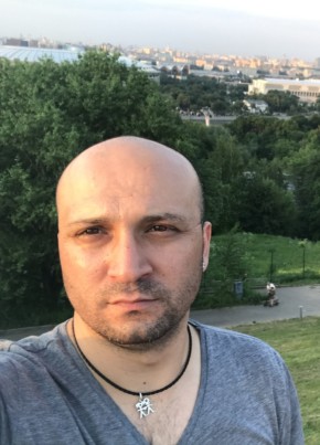 Тимур из Петропавловск-Камчатския 39 лет