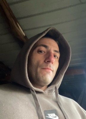Дмитрий из Нижнекамска 34 года