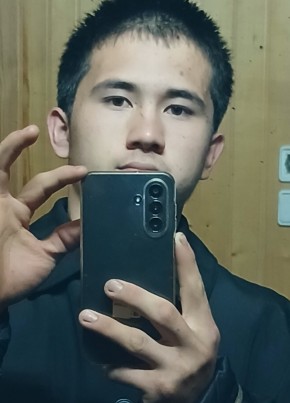 Shakhrukh, 18, Russia, Moscow