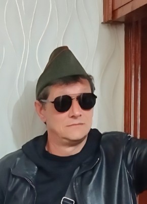 Витя из Chişinău 53 года
