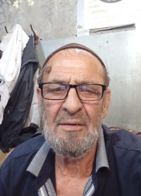 Расул из Хасавюрта 64 года