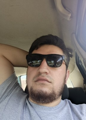 Habib из Сходни 26 лет
