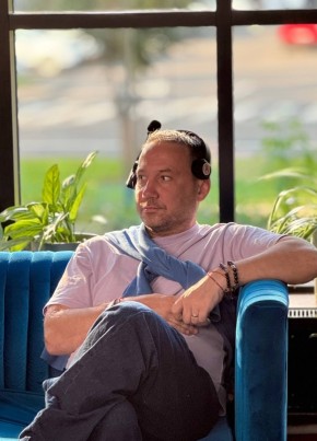 Maks, 43, Russia, Moscow