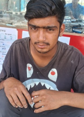 Faltu, 18, Federal Democratic Republic of Nepal, Kathmandu