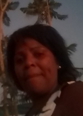 Raponsie, 52, Namibia, Windhoek