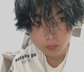 Florence Night, 24, Laiwu