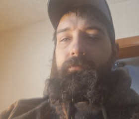 ScottE, 37, Fredericton