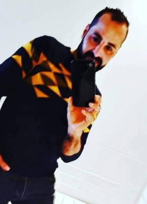 Hassn, 18, Tunisia, Gabes