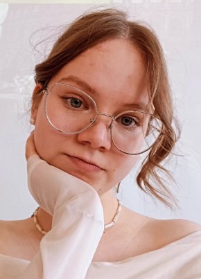 Olga, 19, Russia, Moscow