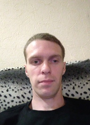 Максим, 34, Россия, Серов