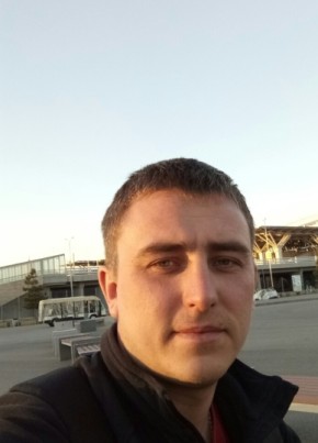 Олег, 36, Россия, Добрянка