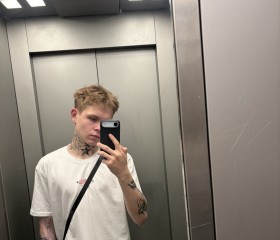 Roma, 20, Moscow