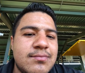 José, 24, Turrialba