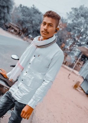 Gopi Rajput, 19, India, Kanpur