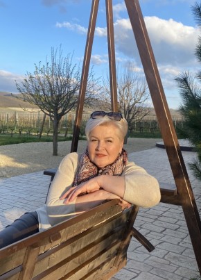 Елена, 79, Россия, Москва