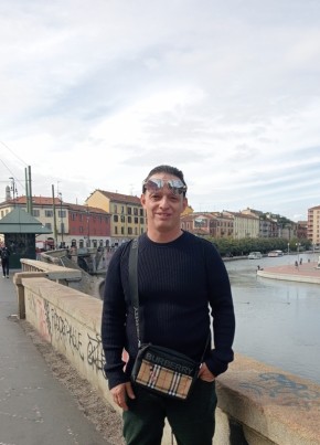 Julio, 45, Repubblica Italiana, Milano