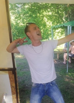 Vlad, 30, Belarus, Slonim