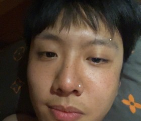 Lee, 23, Anyang