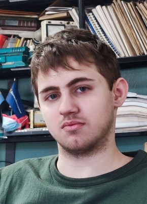 Андрей из Новокузнецка 22 года