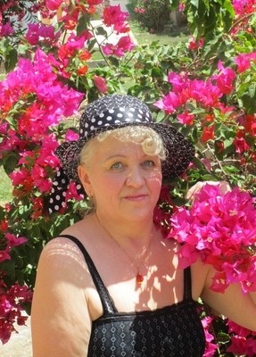 Людмила, 64, Россия, Архангельск
