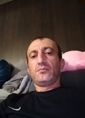 Артур из Тамани 44 года