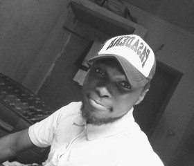 Wilson, 24, Kinshasa