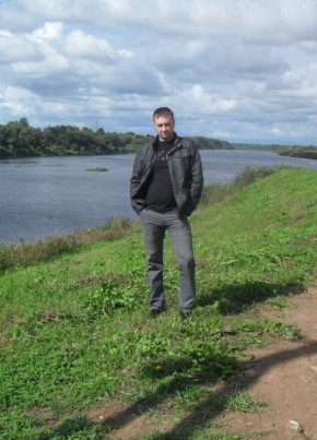 Юрий, 43, Россия, Губкинский