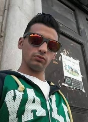 Francesco, 31, Italy, Barletta