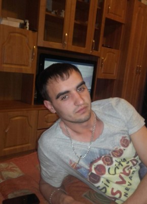 Олег, 35, Россия, Сургут