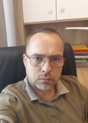 Роман из Владивостока 39 лет