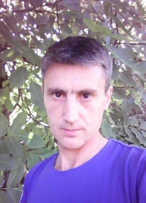 Виктор из Армавира 55 лет