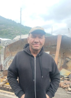 Роман из Усть-Омчуга 62 года