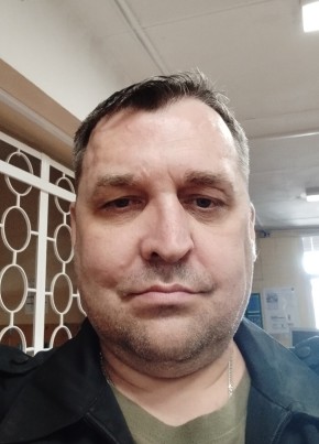Андрей из Нижнекамска 49 лет