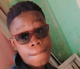 David, 20, Yamoussoukro