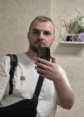 Ден из Москвы 35 лет