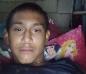 Joshua, 21, Playa del Carmen