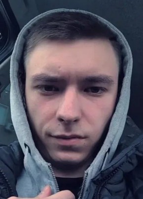 Евгений из Саратова 27 лет