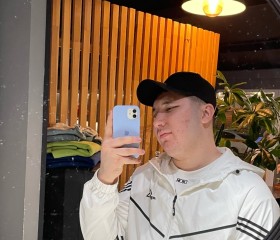 Azizchon Ismoilov, 25, Moscow
