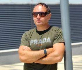 LEON, 45, Moscow