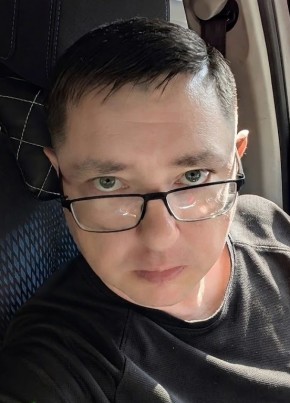 Дмитрий из Челябинска 41 год