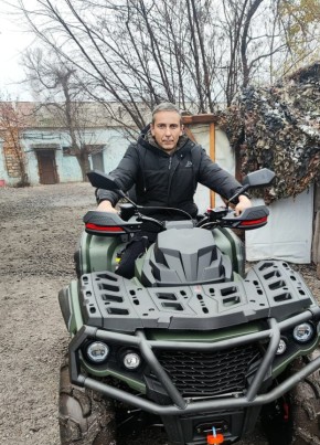 Денис из Пушкино 43 года