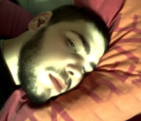 EVHENII, 21, Grenoble