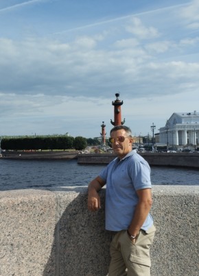 Александр из Хабаровска 46 лет