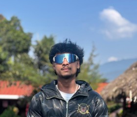 Dibas Thapa, 37, Gorakhpur (Uttar Pradesh)