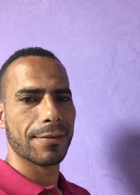 ben ali yassin, 38, République Française, Bagnols-sur-Cèze