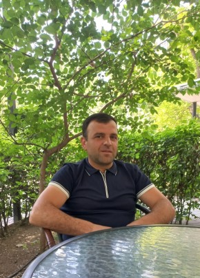 Gor из Armenia 38 лет