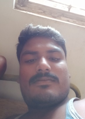 Rajesh Kumar, 32, India, Salem